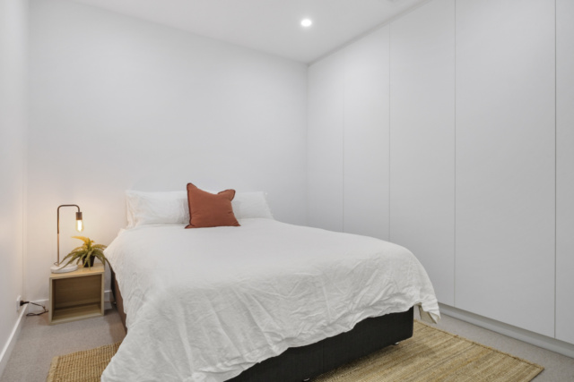 014 Open2view ID626024 1 177 Liverpool Street